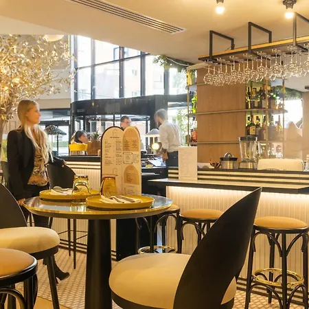 Hotel Novotel Paris Longchamp Suresnes