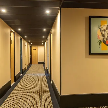 Novotel Paris Longchamp Hotel