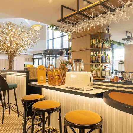 Hotel Novotel Paris Longchamp Suresnes