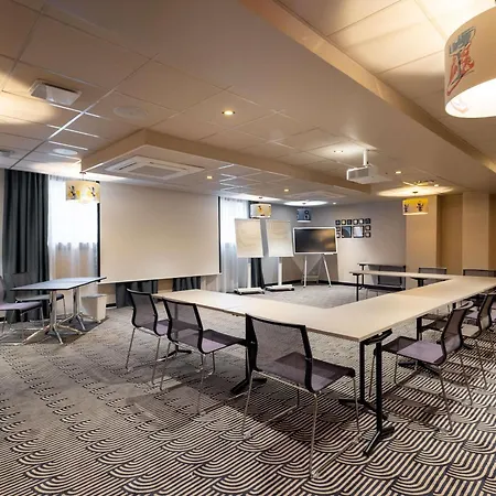 Novotel Paris Longchamp 4* Suresnes