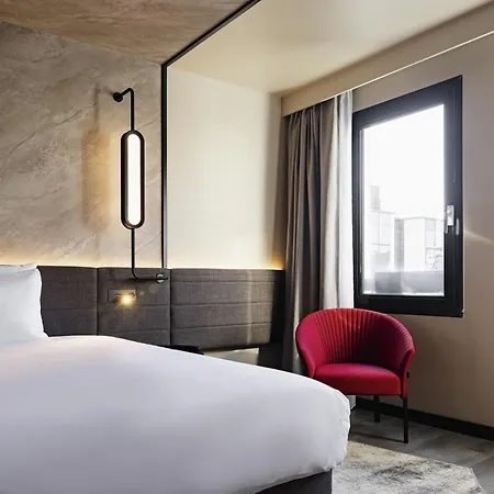 Novotel Paris Longchamp Hotel
