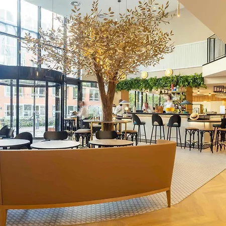 Novotel Paris Longchamp Hotel Suresnes