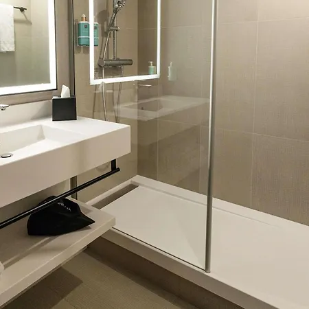Hotel Novotel Paris Longchamp Suresnes