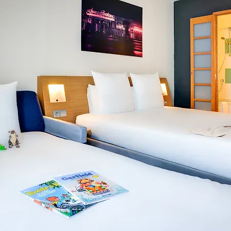 Novotel Paris Longchamp 4*