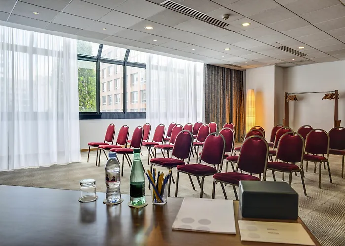 Hotel Novotel Paris Longchamp 4*