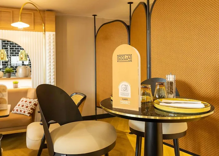 Novotel Paris Longchamp 4*