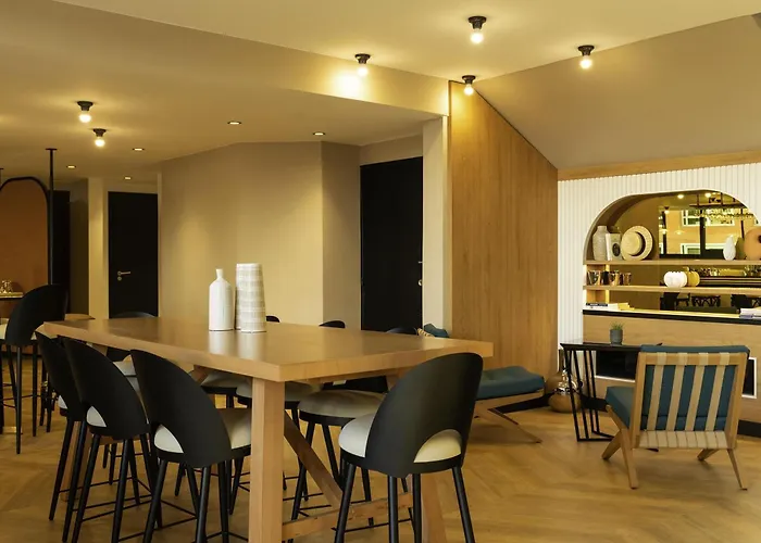 Novotel Paris Longchamp מלון