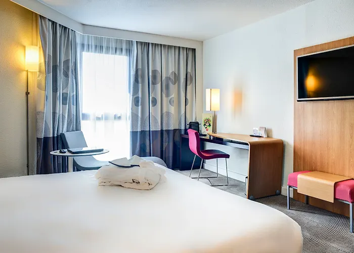 Novotel Paris Longchamp Hotel